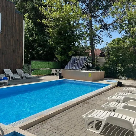 Lido Buli Negyed Балатонлелле