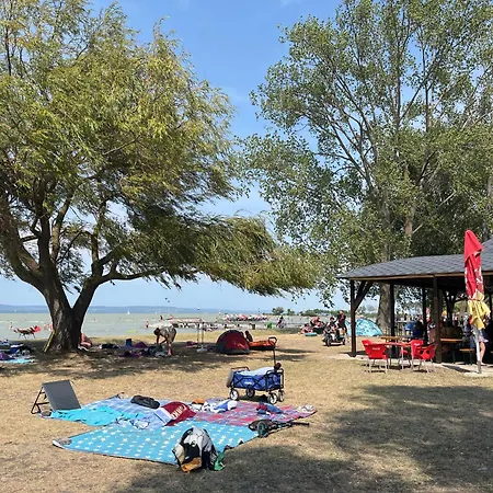 Lido Buli Negyed Балатонлелле