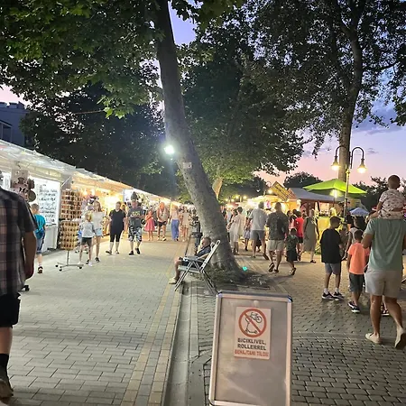 Lido Buli Negyed *